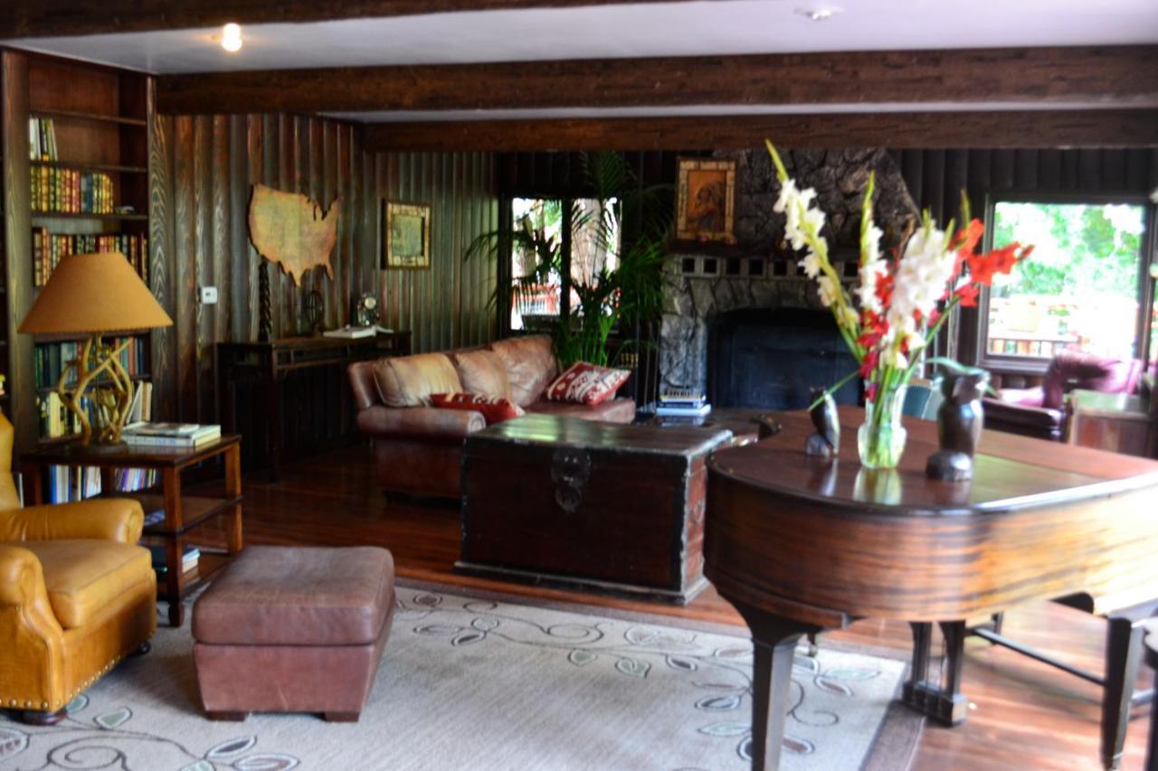 Guerneville Lodge Экстерьер фото